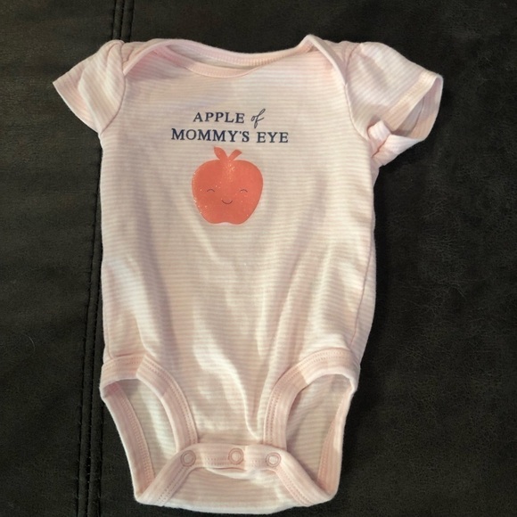 6 Carters Onesies Size 3 Months - Picture 2 of 13